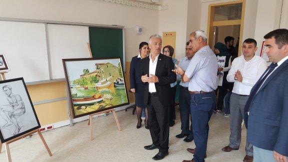 İlçemiz Mehmet Akif Ersoy ÇPALde resim sergisi ziyarete açılmıştır.